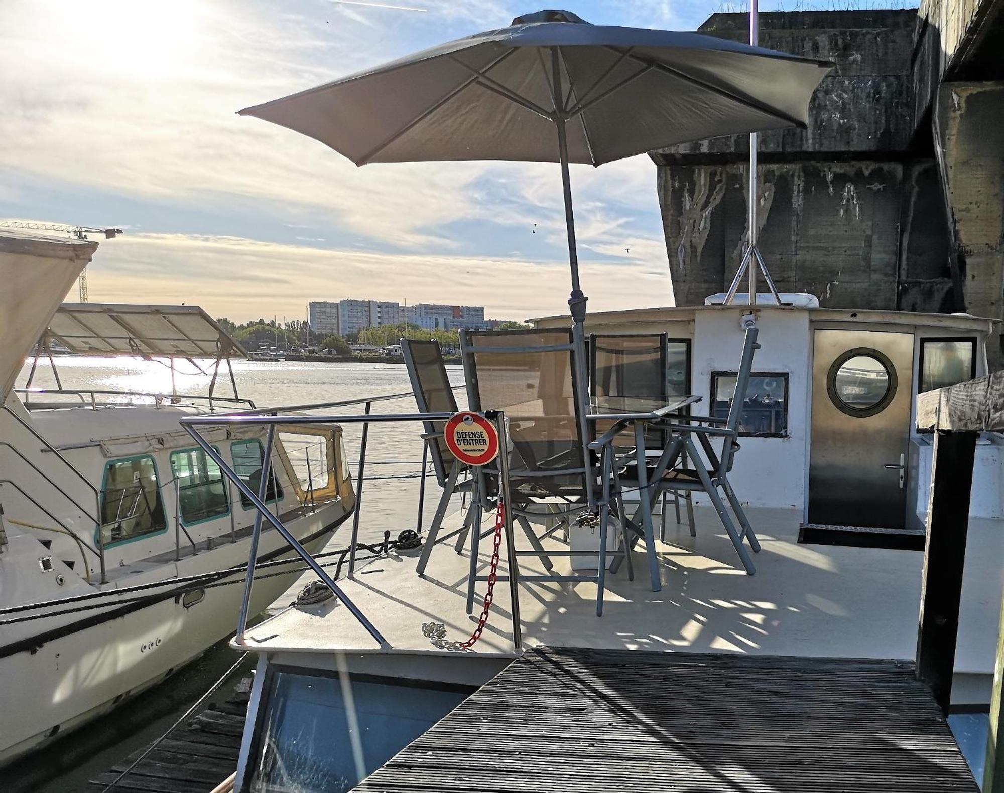 Hotel Le Bateau Ivre Bordeaux Zewnętrze zdjęcie